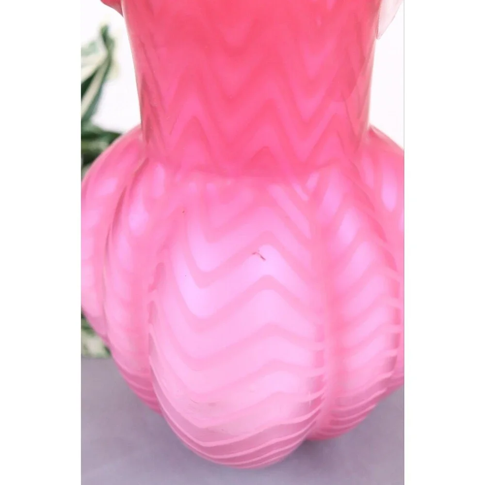 Mt Washington Pink Mother of Pearl Satin Glass Herringbone Pitcher 7.5 READ